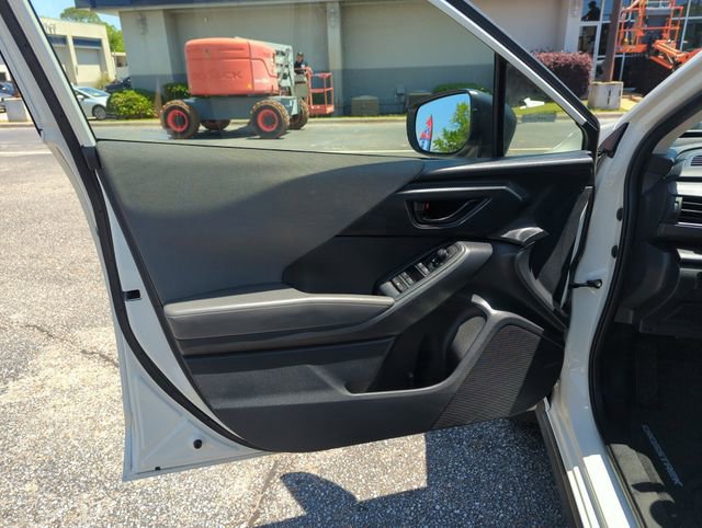 Used 2024 Subaru Crosstrek 2.0i image 17