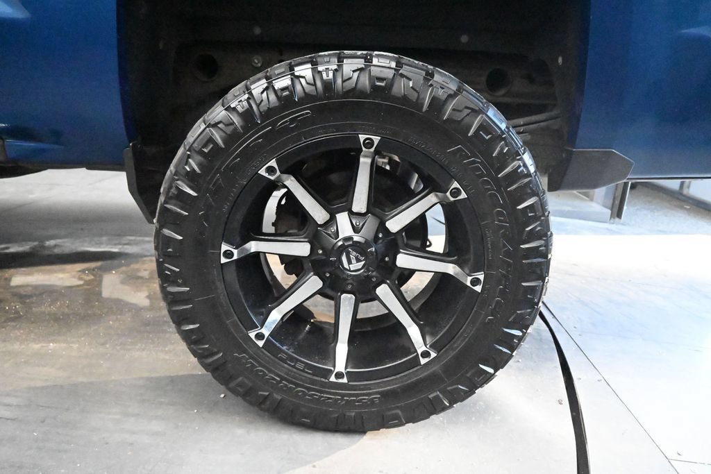Used 2018 Chevrolet Silverado 1500 LT w/ Texas Edition AWD/4WD image 12
