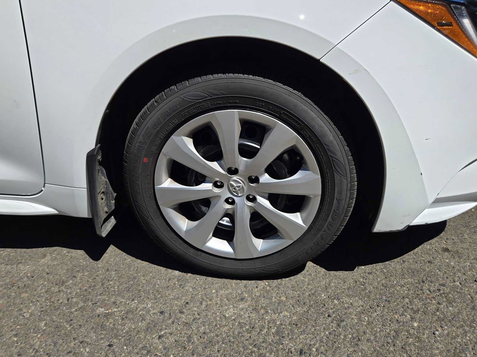 Used 2026 Toyota Corolla LE FWD image 9
