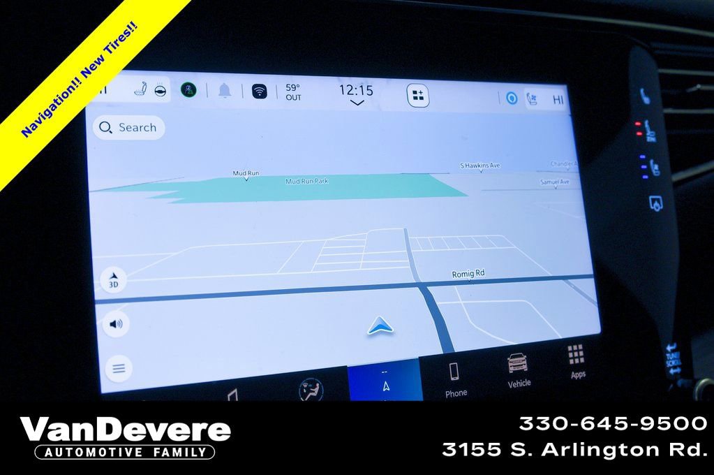 Used 2024 Jeep Wagoneer Series III AWD/4WD image 19