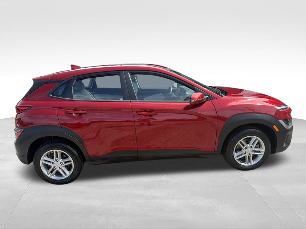Used 2023 Hyundai Kona SE AWD/4WD image 7