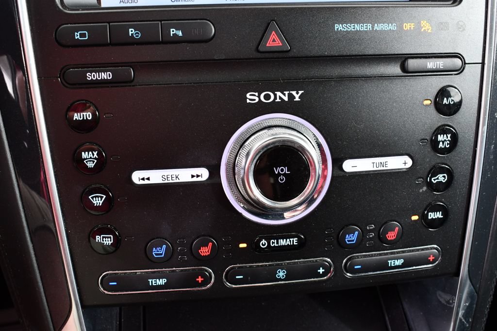 Used 2019 Ford Explorer Platinum AWD/4WD image 30