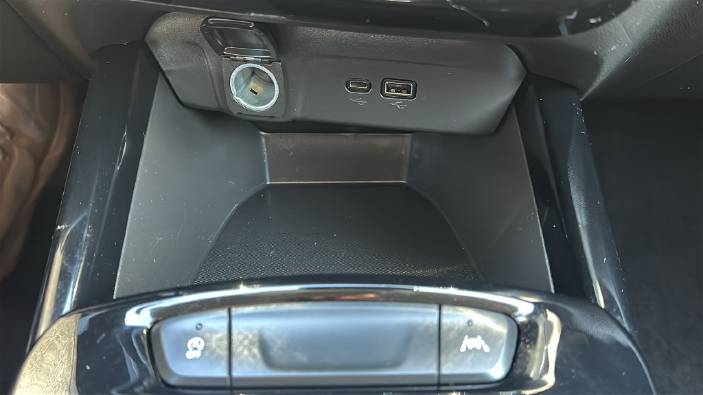 Used 2025 Chevrolet Trax ACTIV w/ Driver Confidence Package FWD image 27