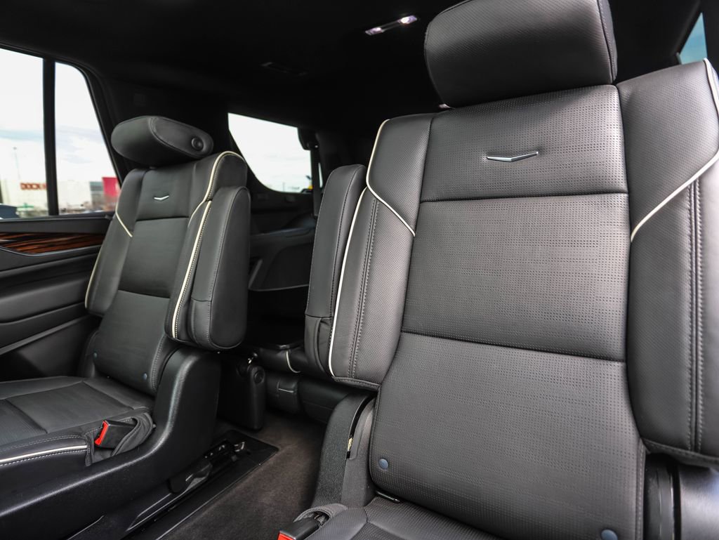 Used 2023 Cadillac Escalade Premium Luxury w/ LPO, Radiant Package AWD/4WD image 23