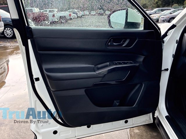 Used 2025 Nissan Pathfinder SV AWD/4WD image 20