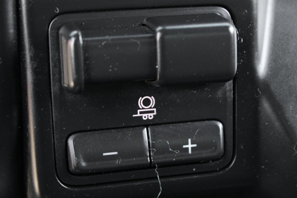 Used 2020 GMC Sierra 2500 AT4 image 35