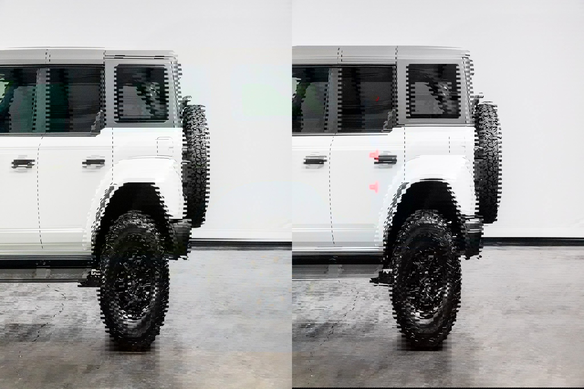 Used 2024 Ford Bronco Raptor w/ Interior Carbon Fiber Pack 6 image 11