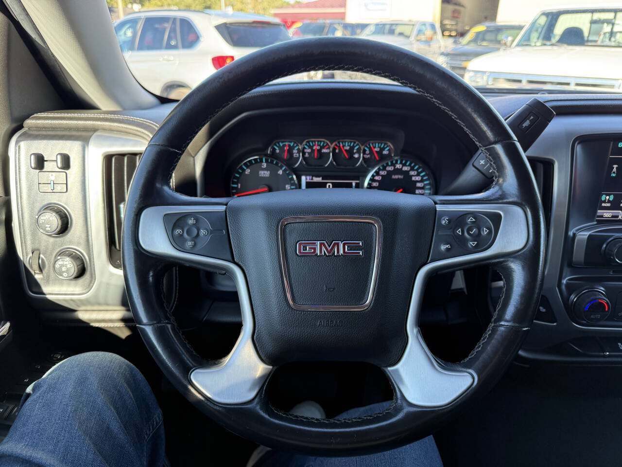 Used 2018 GMC Sierra 1500 SLE w/ SLE Value Package AWD/4WD image 14