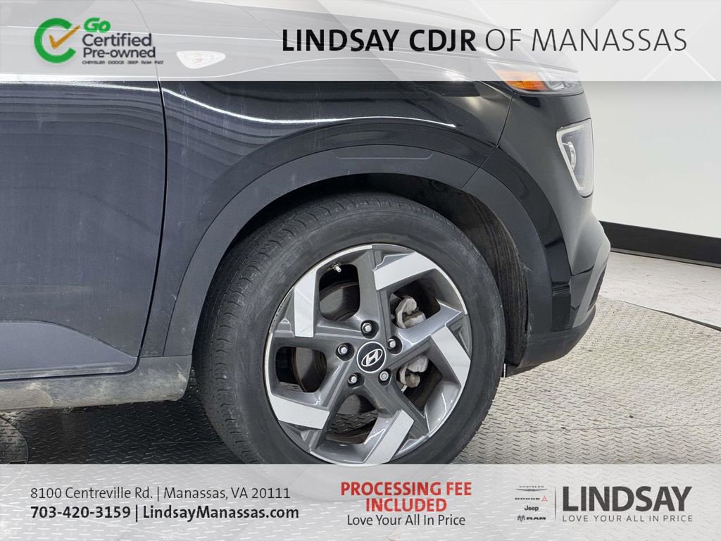 Used 2023 Hyundai Venue SEL w/ Cargo Package image 7