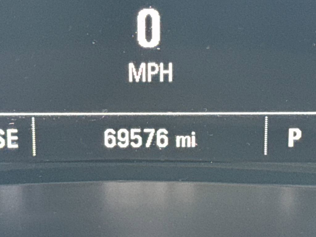 Used 2021 Chevrolet Equinox LS image 20