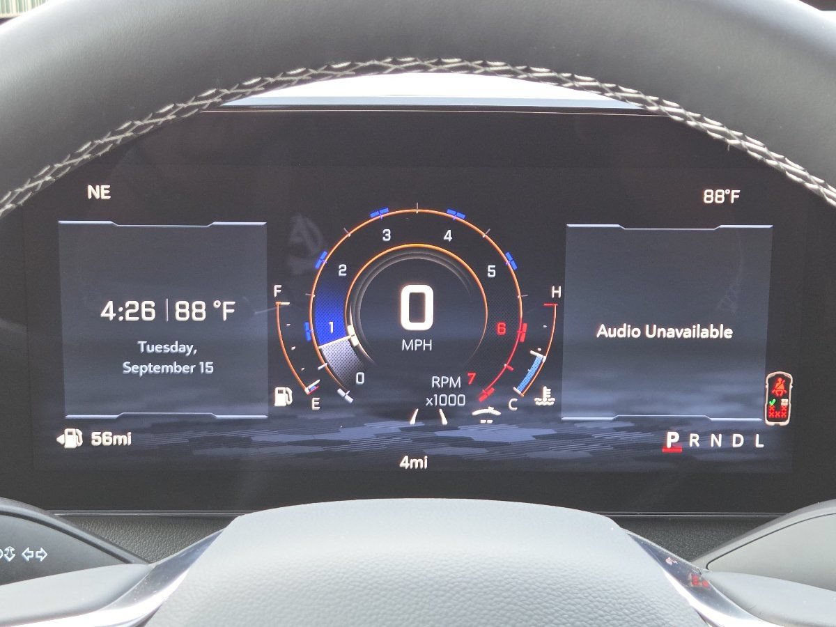 New 2027 Chevrolet Traverse LT w/ Sun and Wheel Package FWD image 31