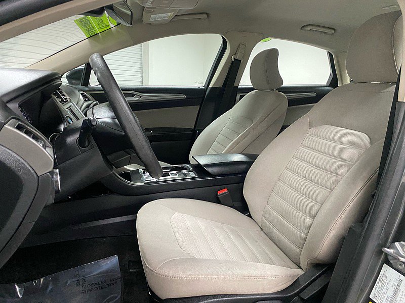 Used 2019 Ford Fusion S image 9