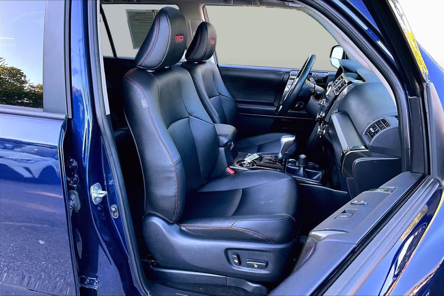 Certified 2023 Toyota 4Runner TRD Off-Road Premium w/ Moonroof Package AWD/4WD image 8