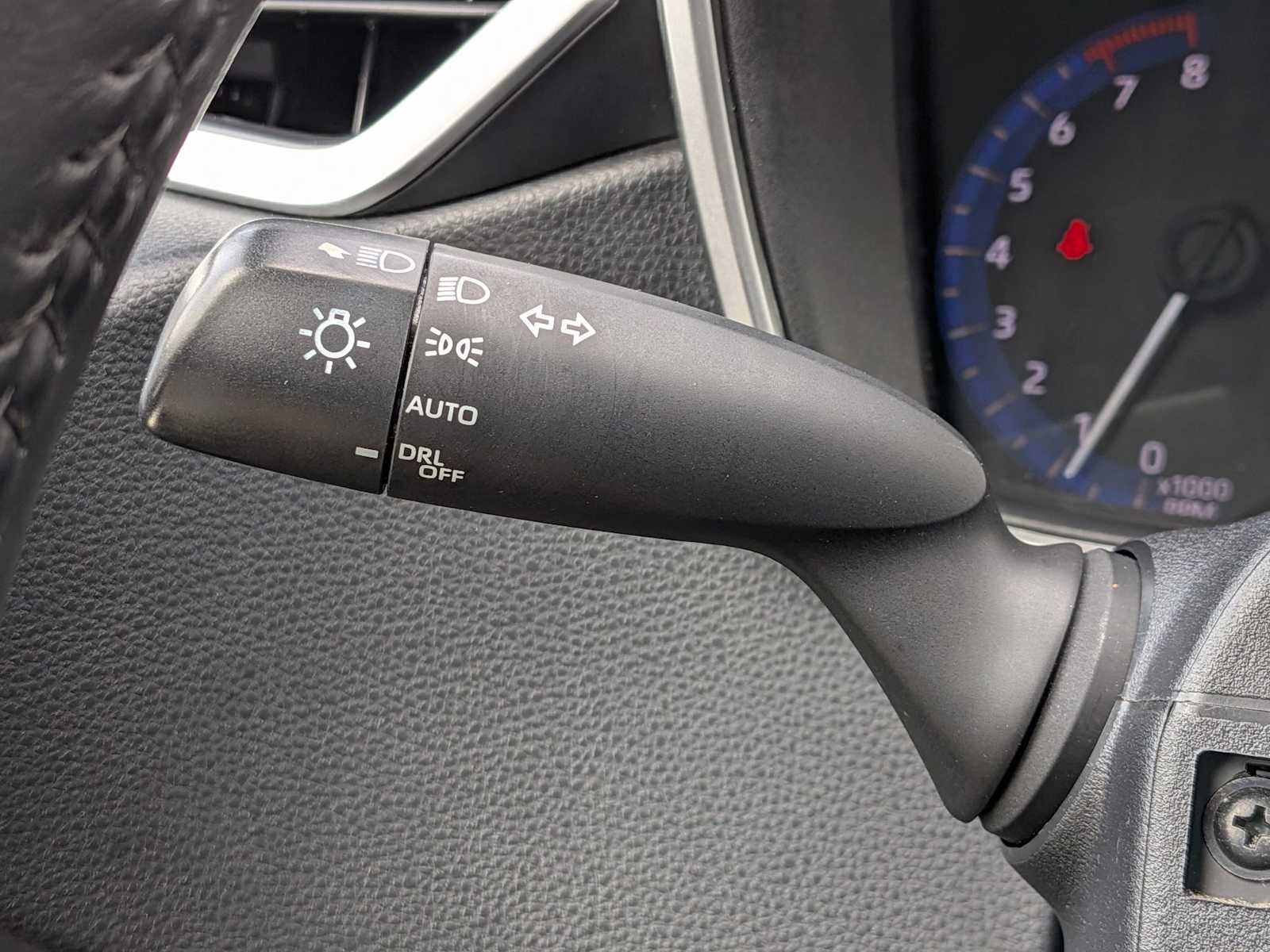 Used 2020 Toyota Corolla XSE FWD image 27