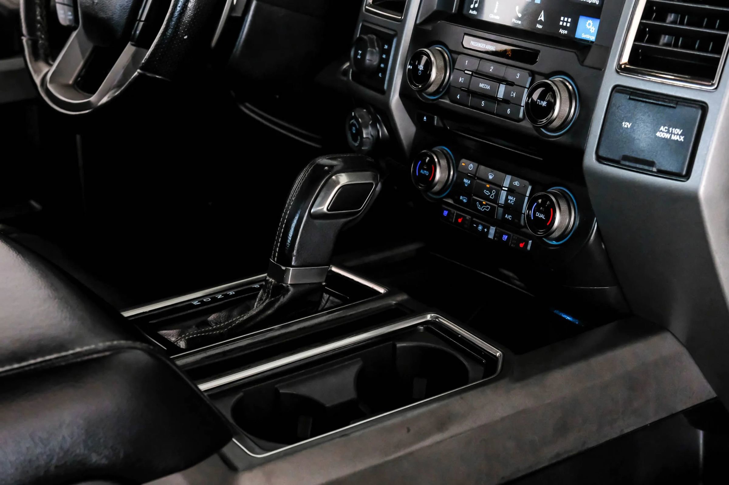 Used 2017 Ford F150 Raptor w/ Equipment Group 802A Luxury AWD/4WD image 25