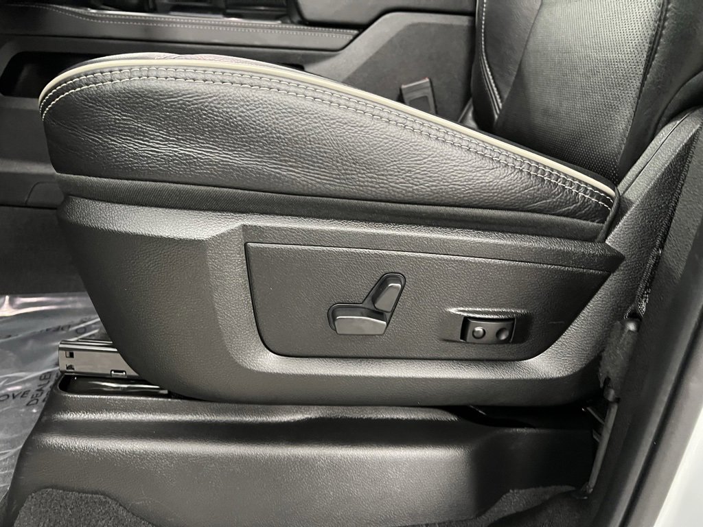 Used 2024 RAM 2500 Limited image 26