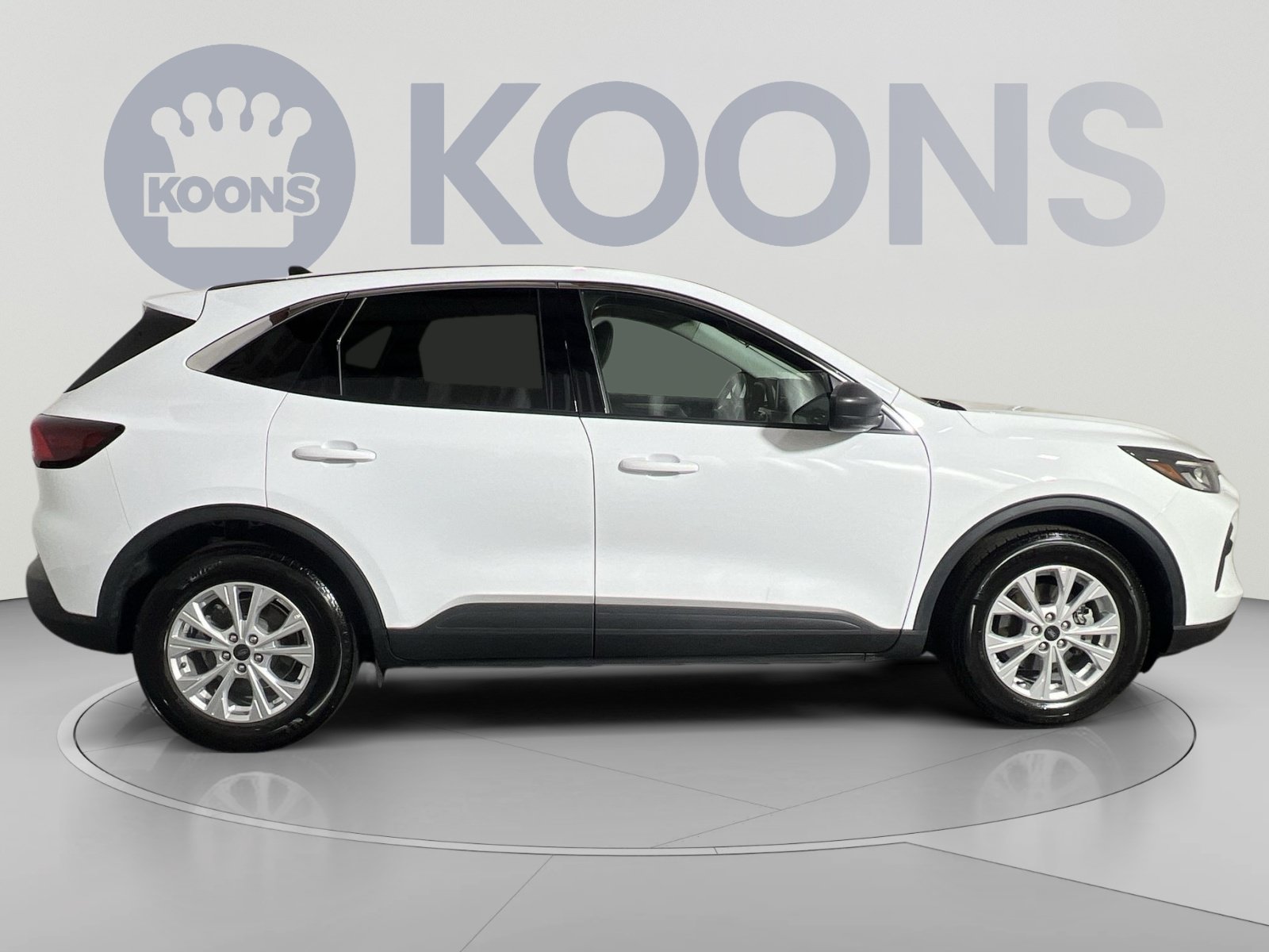 Used 2024 Ford Escape Active w/ Cold Weather Package FWD image 7