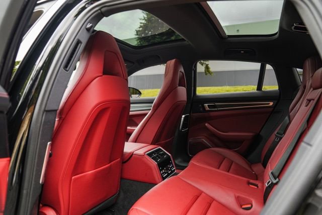 Used 2023 Porsche Panamera 4 Platinum Edition AWD/4WD image 46