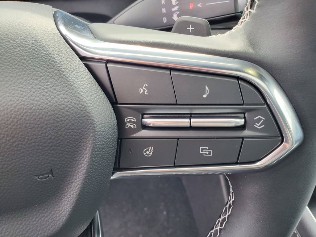 New 2026 Chevrolet Traverse LT w/ Sun and Wheel Package AWD/4WD image 13