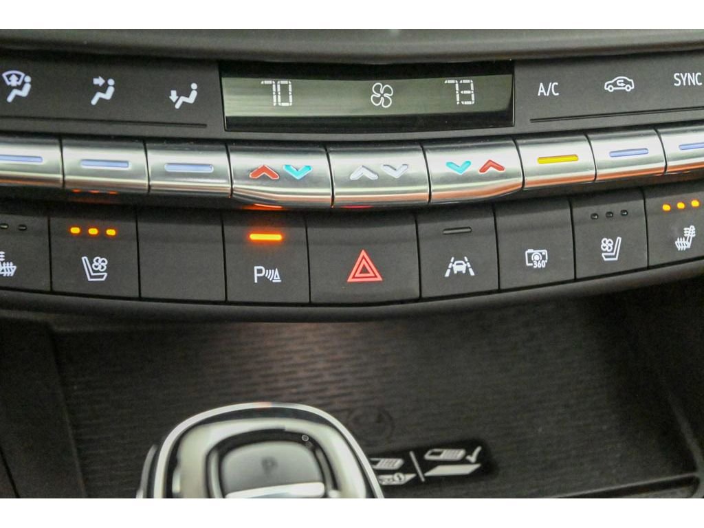 New 2025 Cadillac CT4 Premium Luxury AWD/4WD image 32