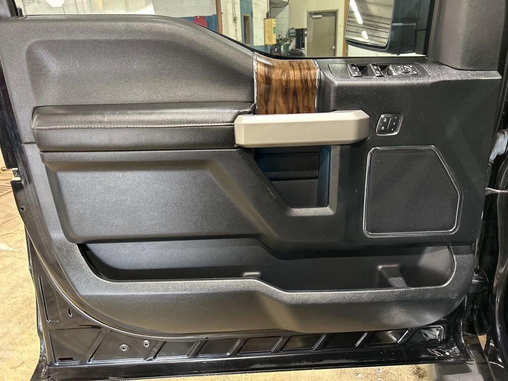 Used 2018 Ford F150 Lariat w/ Equipment Group 502A Luxury image 18