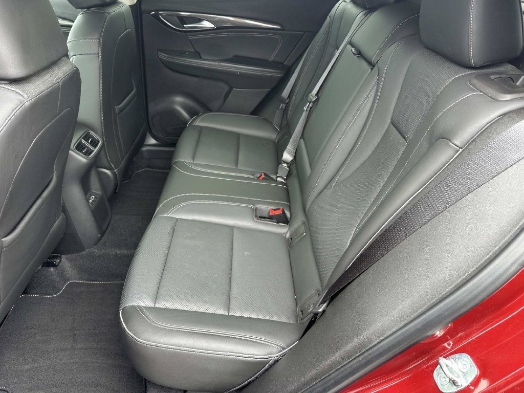 Used 2021 Buick Envision Essence w/ Sport Touring Package AWD/4WD image 12