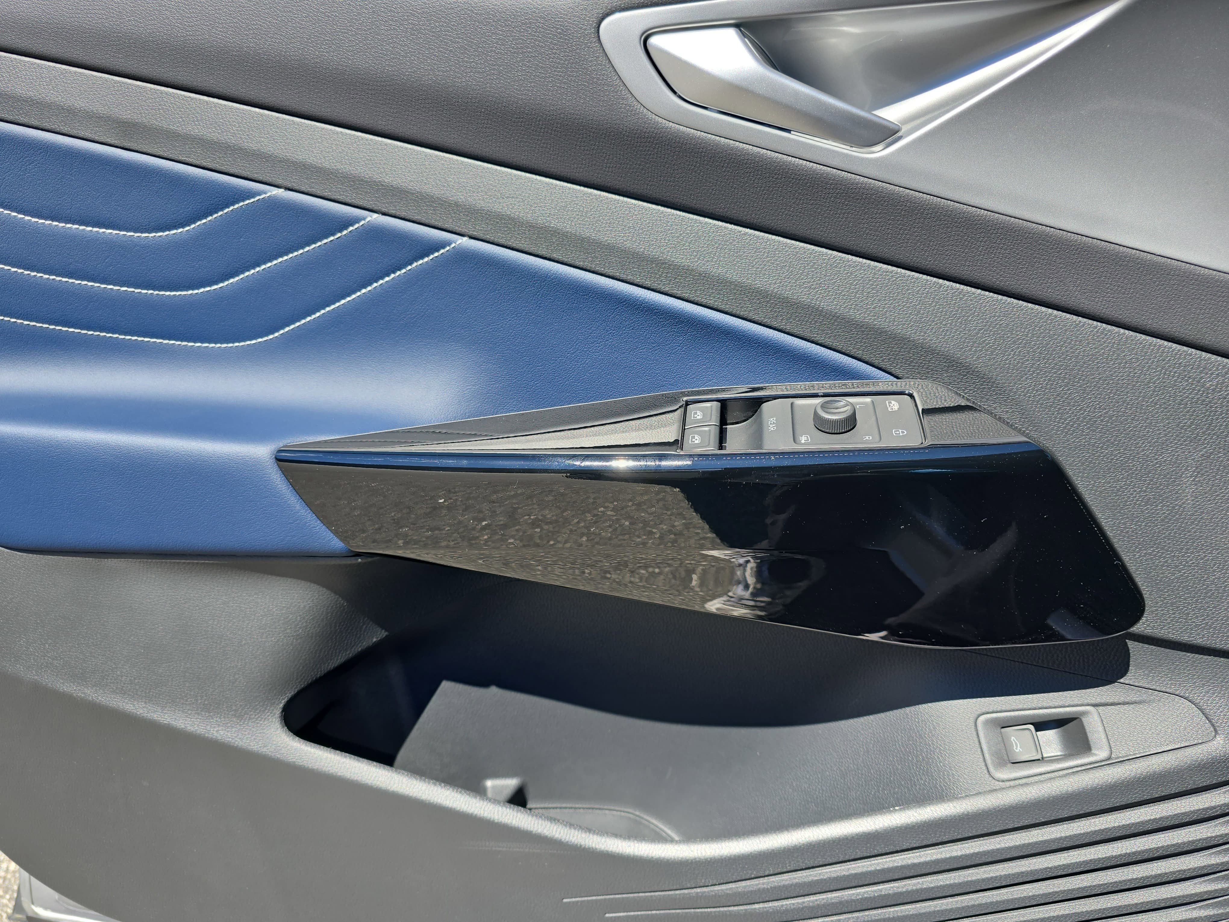 New 2026 Volkswagen ID.4 Pro S image 23