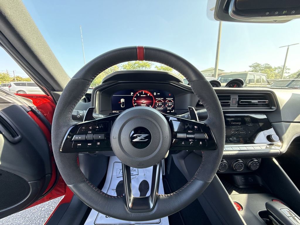 Used 2025 Nissan Z NISMO w/ Floor Mat Package image 13