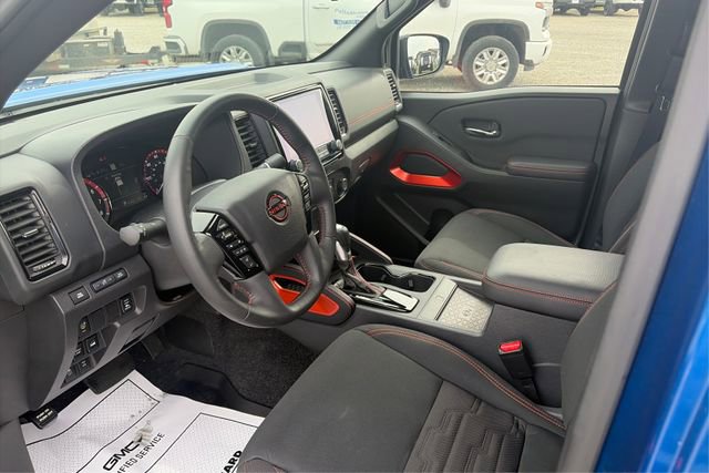 Used 2024 Nissan Frontier PRO-4X w/ Pro Convenience Package image 8