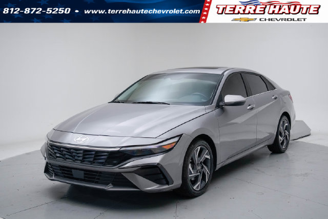 Used 2025 Hyundai Elantra Limited