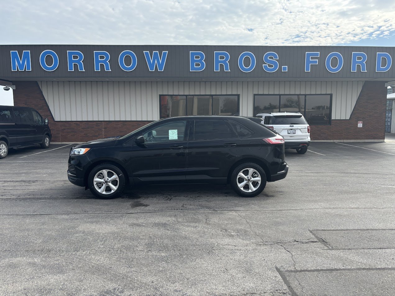 New 2024 Ford Edge SE
