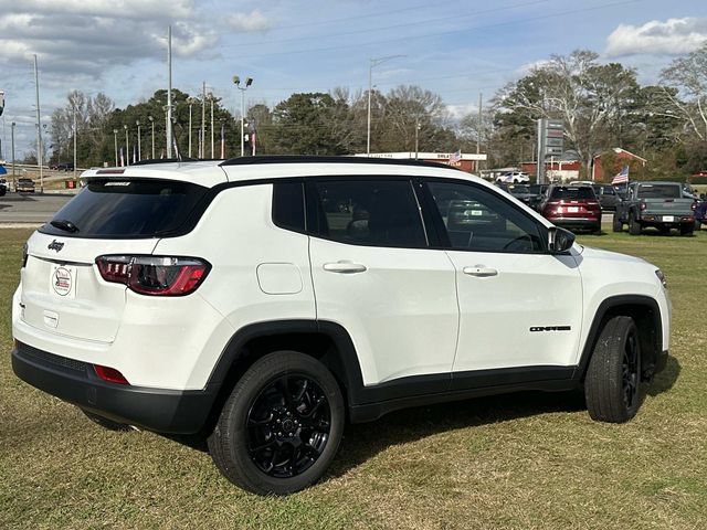 New 2026 Jeep Compass Latitude AWD/4WD image 12
