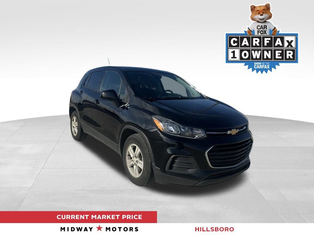 Used 2022 Chevrolet Trax LS w/ Tint and Cruise Package image 1