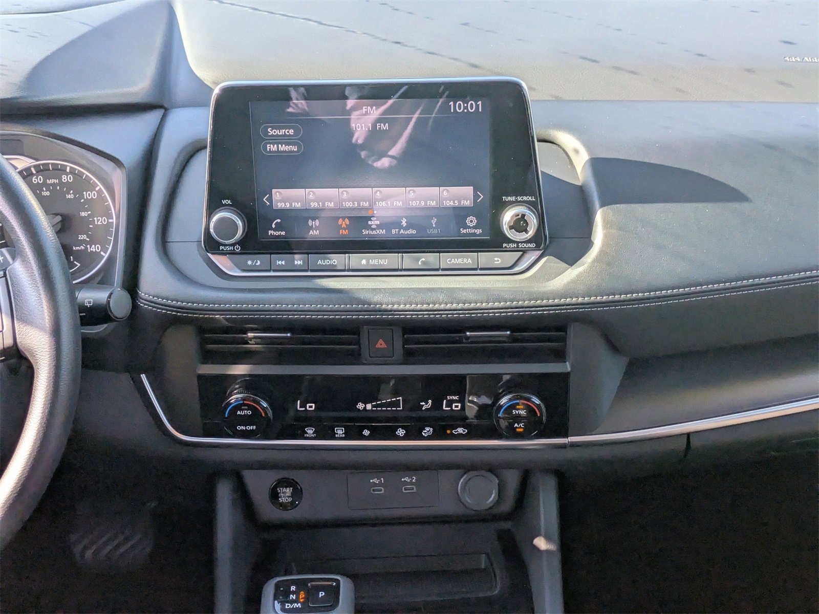 Used 2024 Nissan Rogue SV image 19