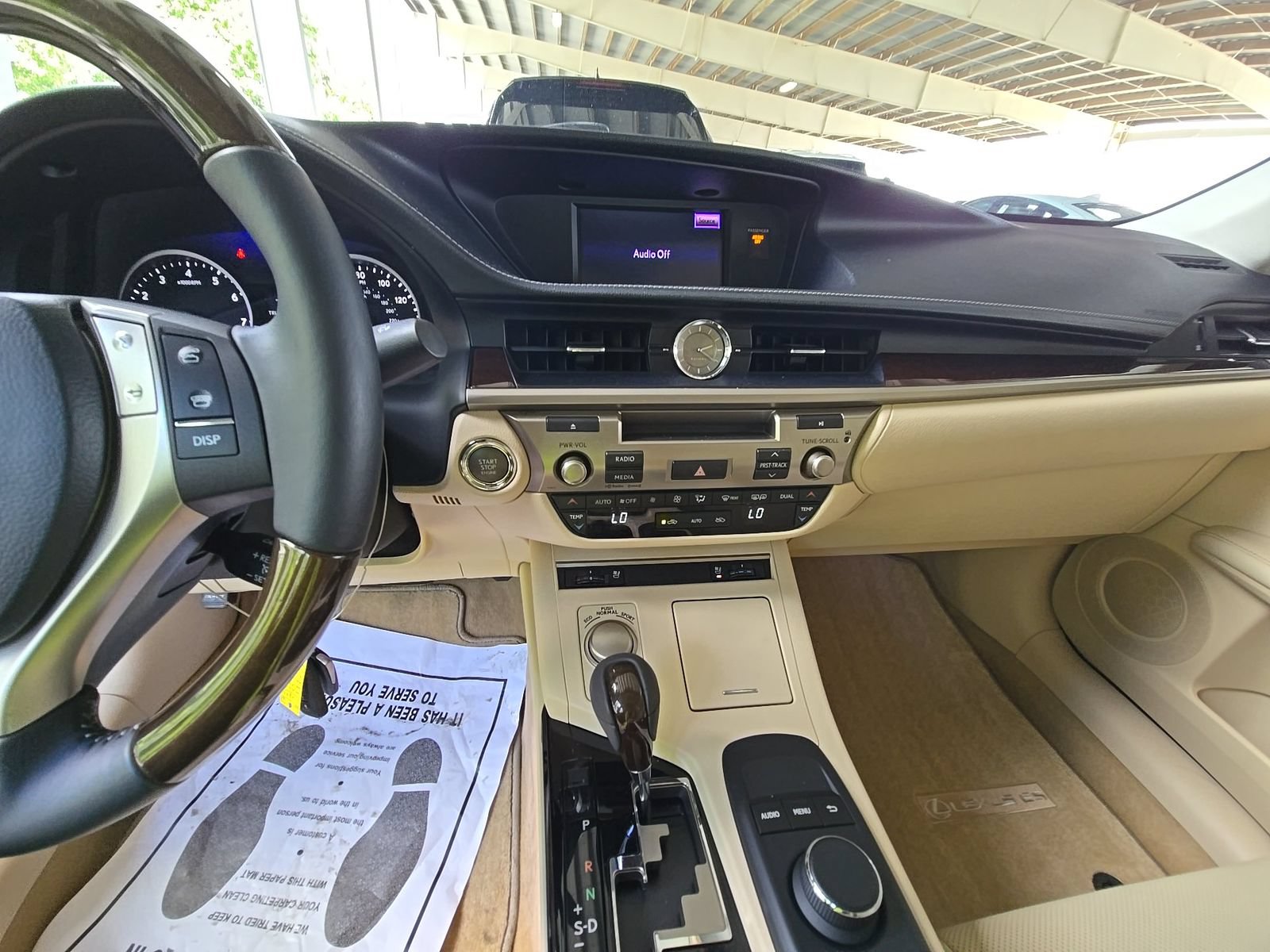 Used 2014 Lexus ES 350 w/ Premium Package FWD image 6