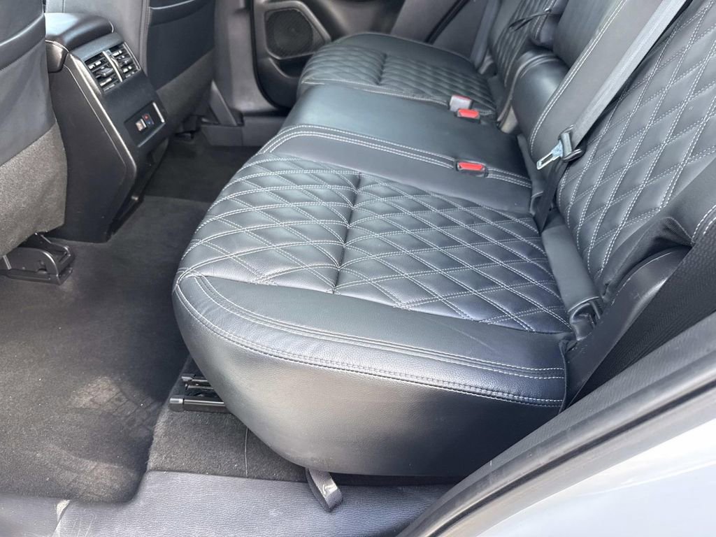 Used 2022 Mitsubishi Outlander SEL AWD/4WD image 14