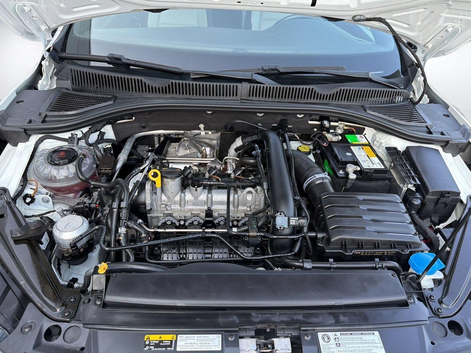 Used 2020 Volkswagen Jetta R-Line w/ R-Line Cold Weather Package FWD image 29