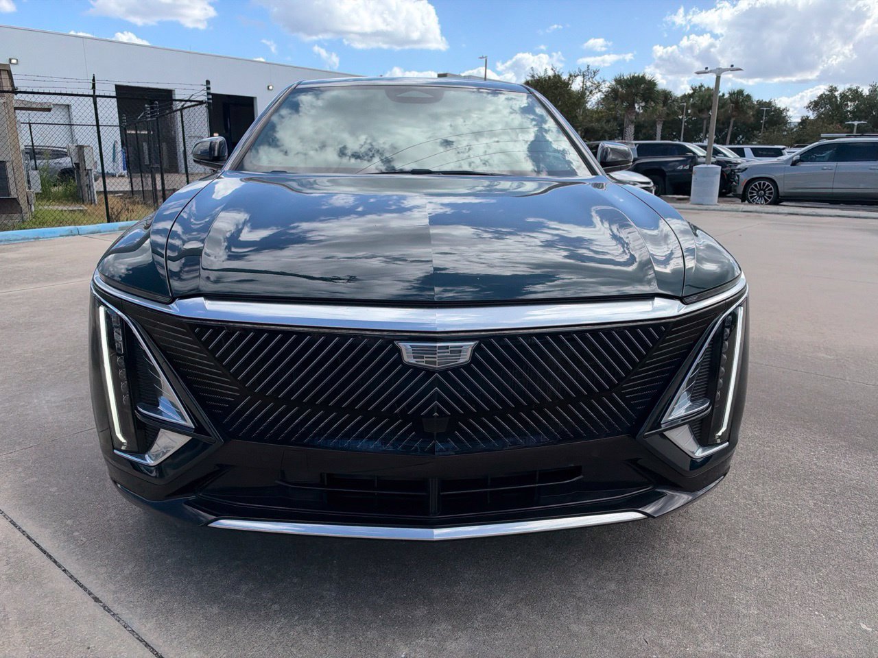 Used 2024 Cadillac Lyriq Tech RWD image 8