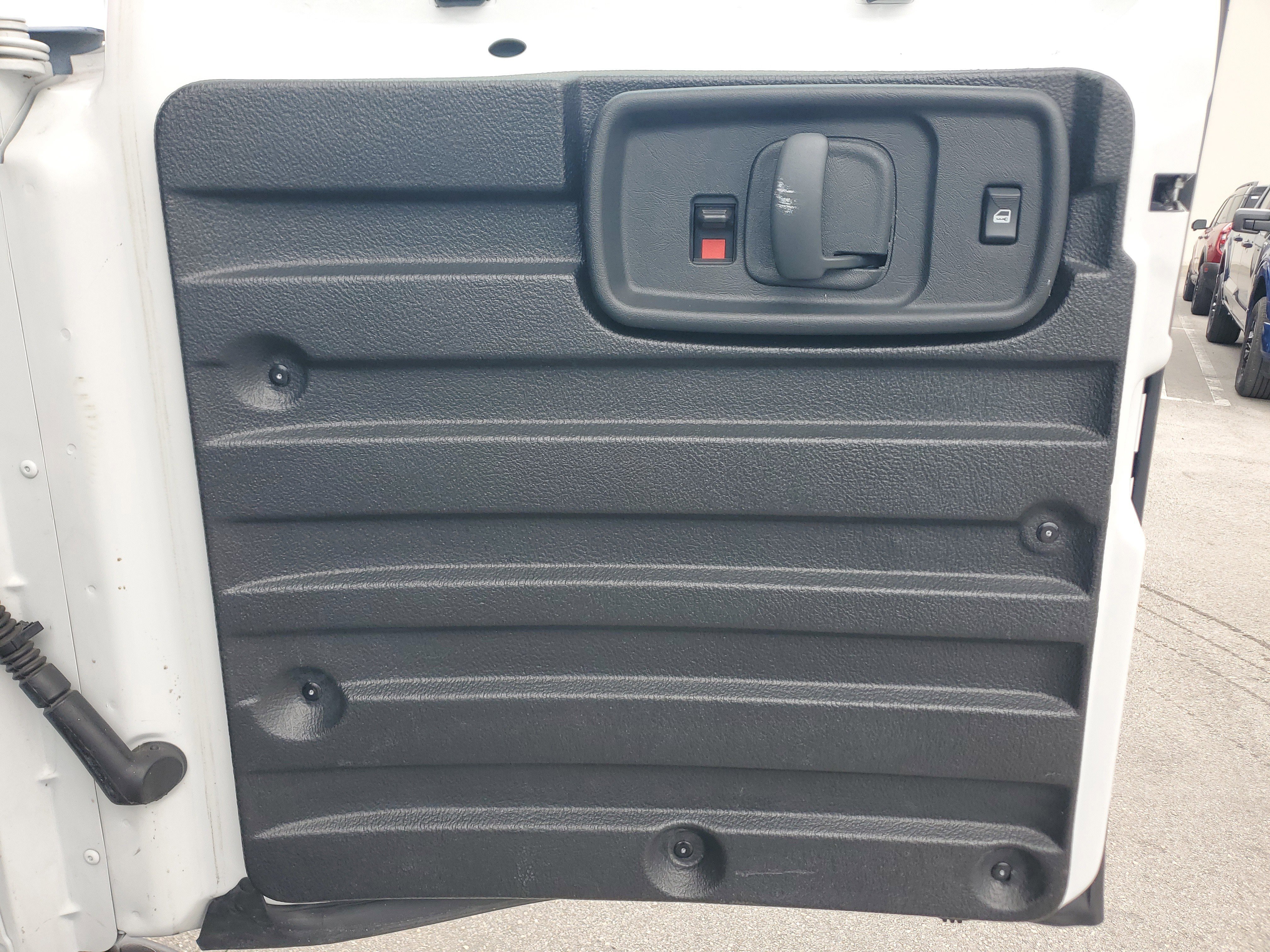 Used 2023 GMC Savana 2500 w/ Driver Convenience Package image 15