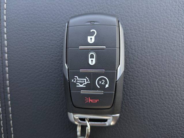 New 2026 RAM 1500 4x4 Crew Cab image 30