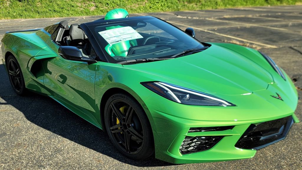 New 2026 Chevrolet Corvette Stingray Preferred Conv RWD image 2
