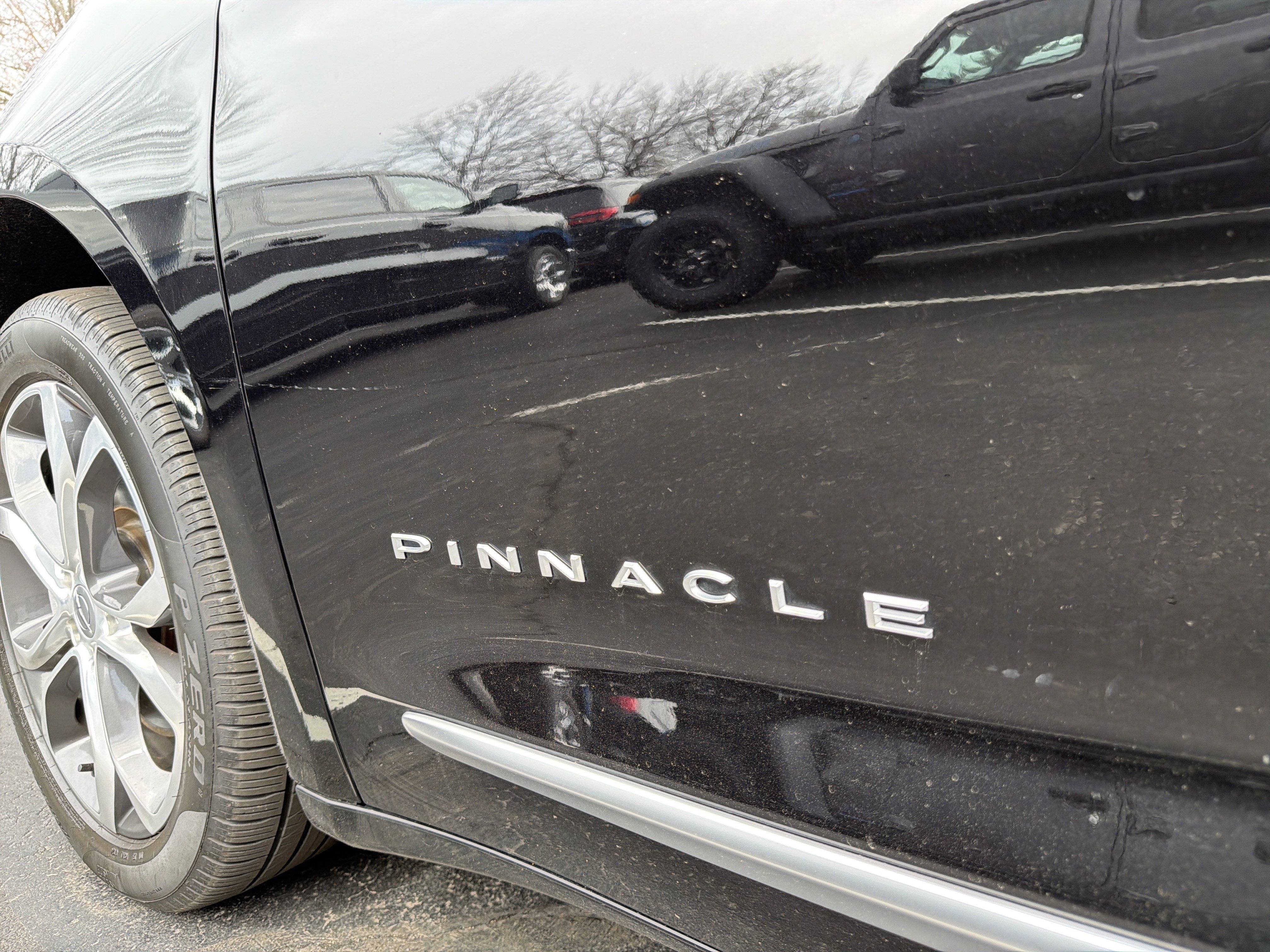 Used 2024 Chrysler Pacifica Pinnacle w/ Trailer Tow Group image 35