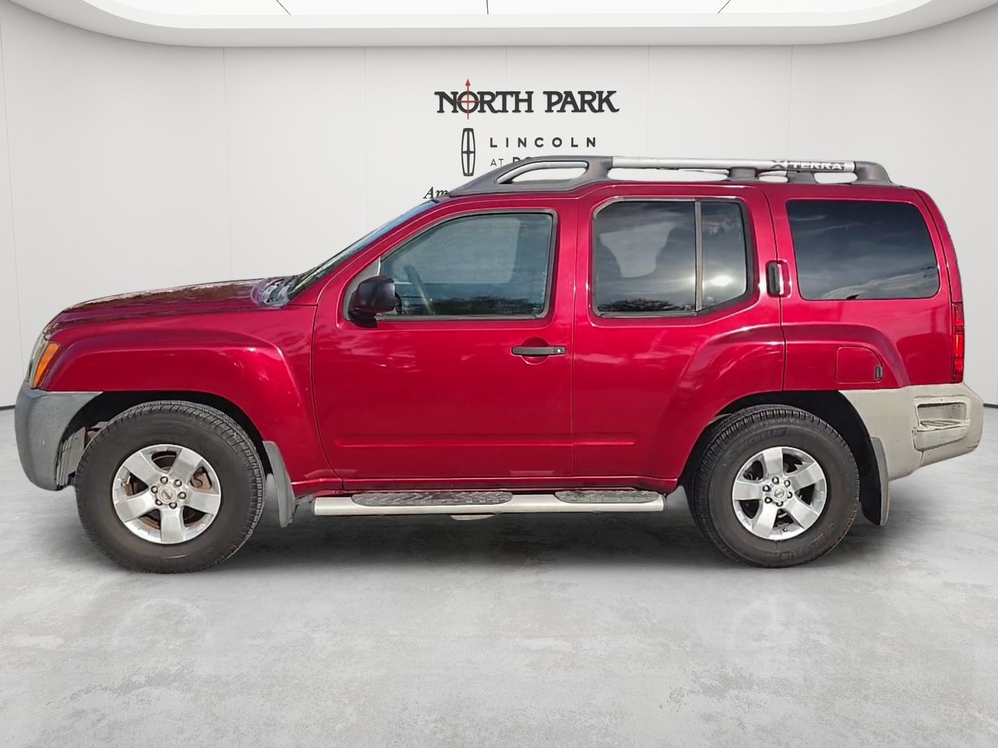 Used 2010 Nissan Xterra S RWD image 2