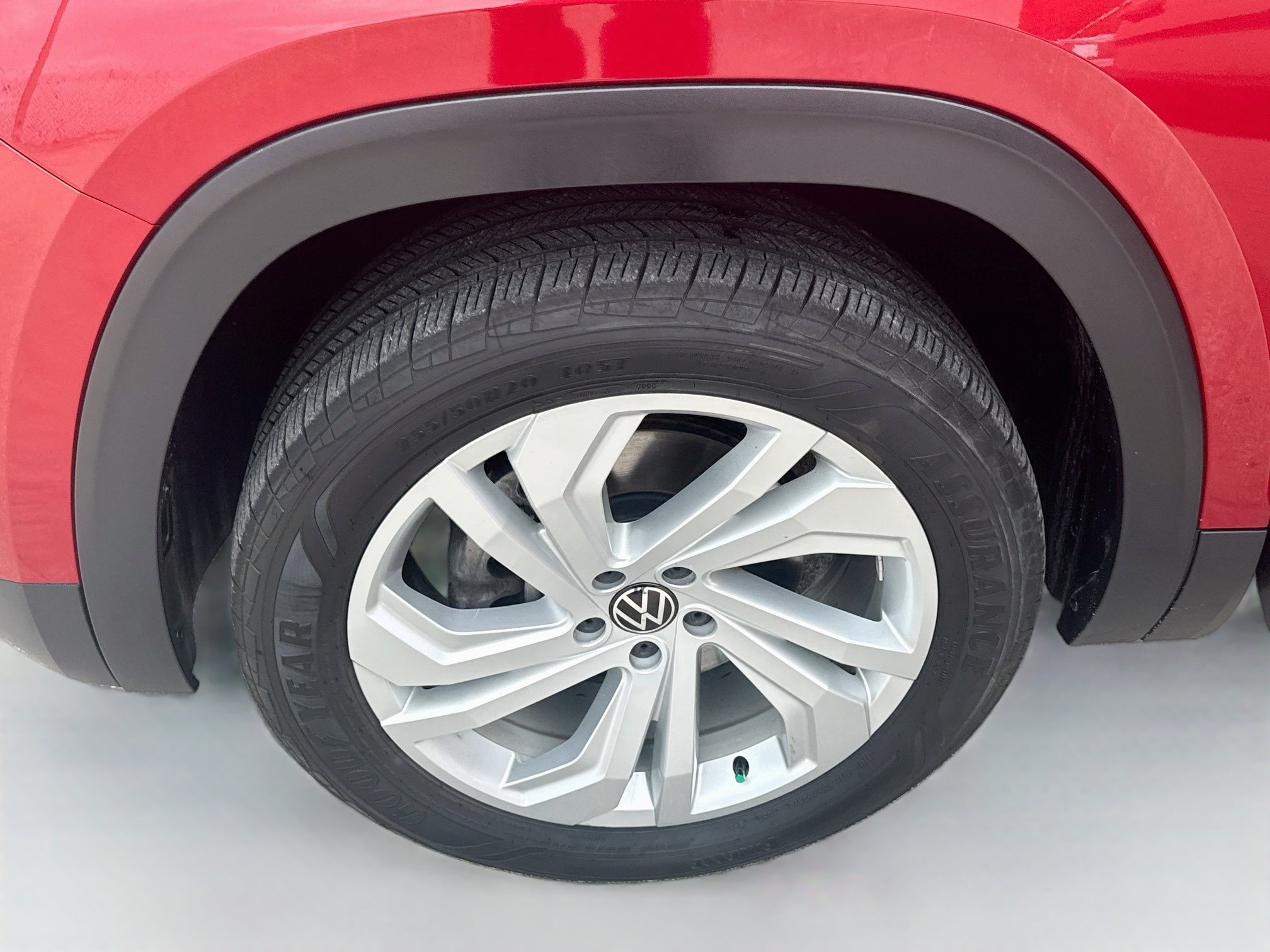 Used 2021 Volkswagen Atlas SE w/ Panoramic Sunroof Package FWD image 37