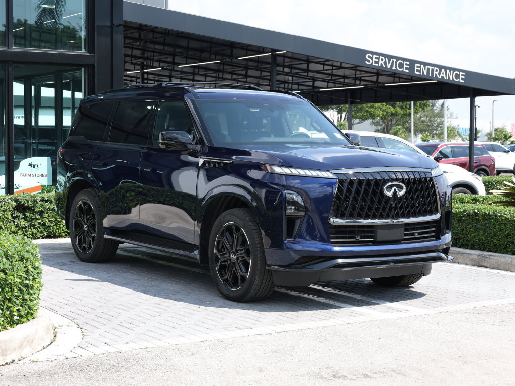 Certified 2026 INFINITI QX80 4WD w/ Sport Exterior Package image 2