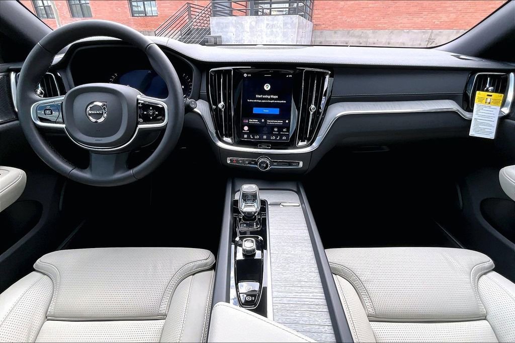 New 2026 Volvo V60 B5 Cross Country Ultra image 7