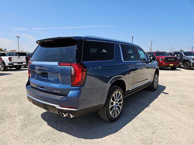 New 2025 GMC Yukon XL Denali w/ Sun & Power Step Package image 5