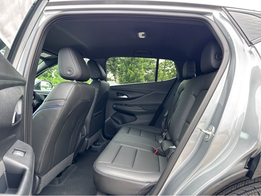 New 2026 Buick Envista Sport Touring w/ Convenience I Package FWD image 7