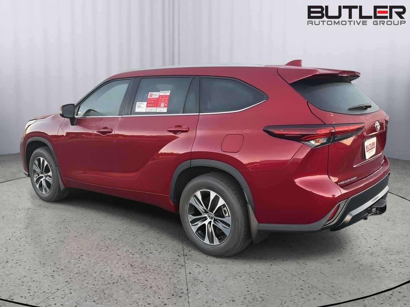 New 2026 Toyota Highlander XLE AWD/4WD image 4