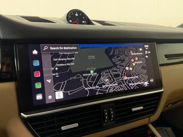 Used 2023 Porsche Cayenne AWD/4WD image 21